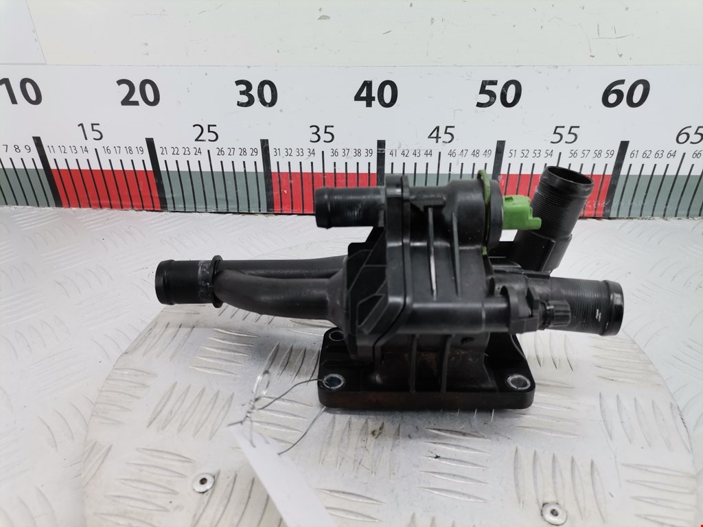 Корпус термостата FORD Focus II 2005-2011