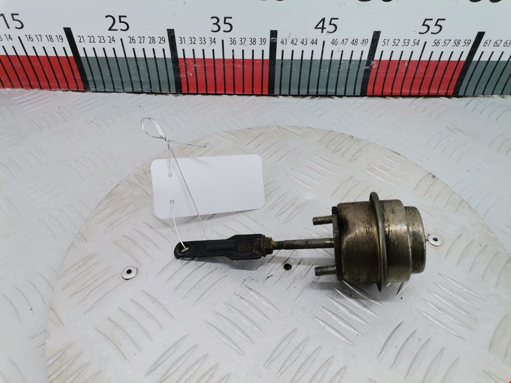 Моторчик привода (положения воздушных) заслонок (актуатор сервопривода турбины) RENAULT Scenic I 1996-2003