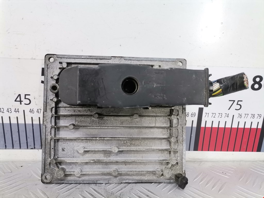 Блок управления двигателя (ЭБУ) FORD Fiesta 2001-2008