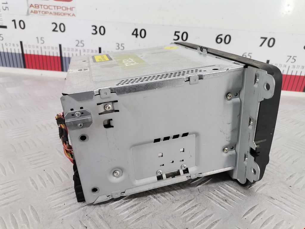 Магнитола VOLKSWAGEN Touran 2003-2010