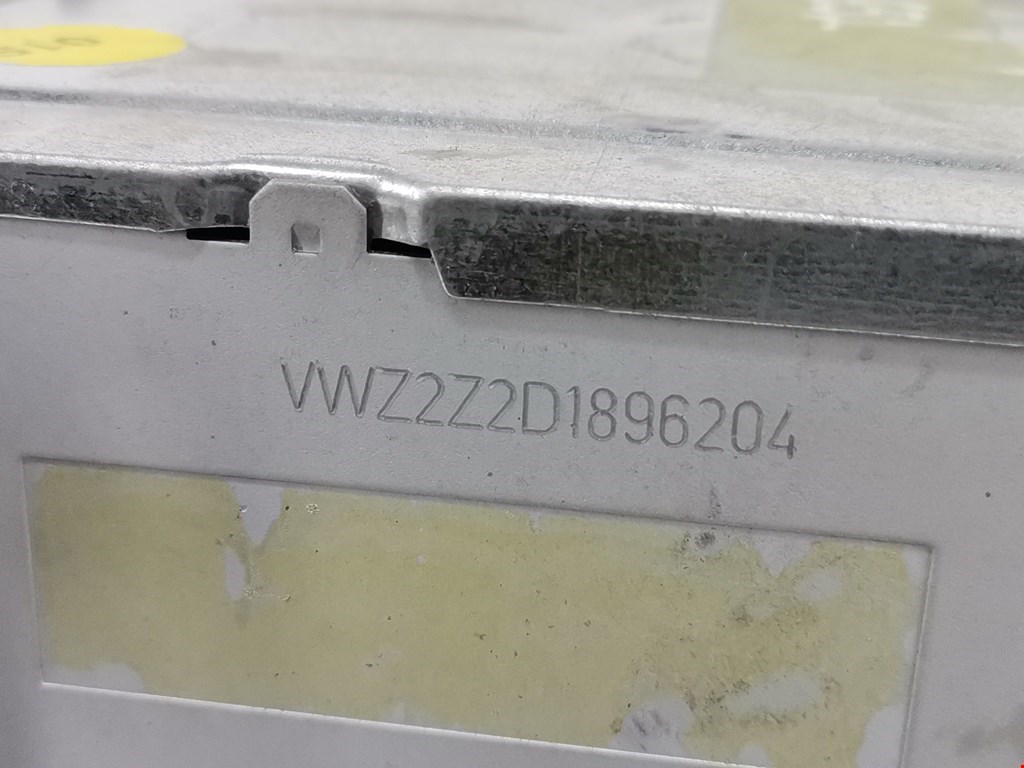 Магнитола VOLKSWAGEN Touran 2003-2010