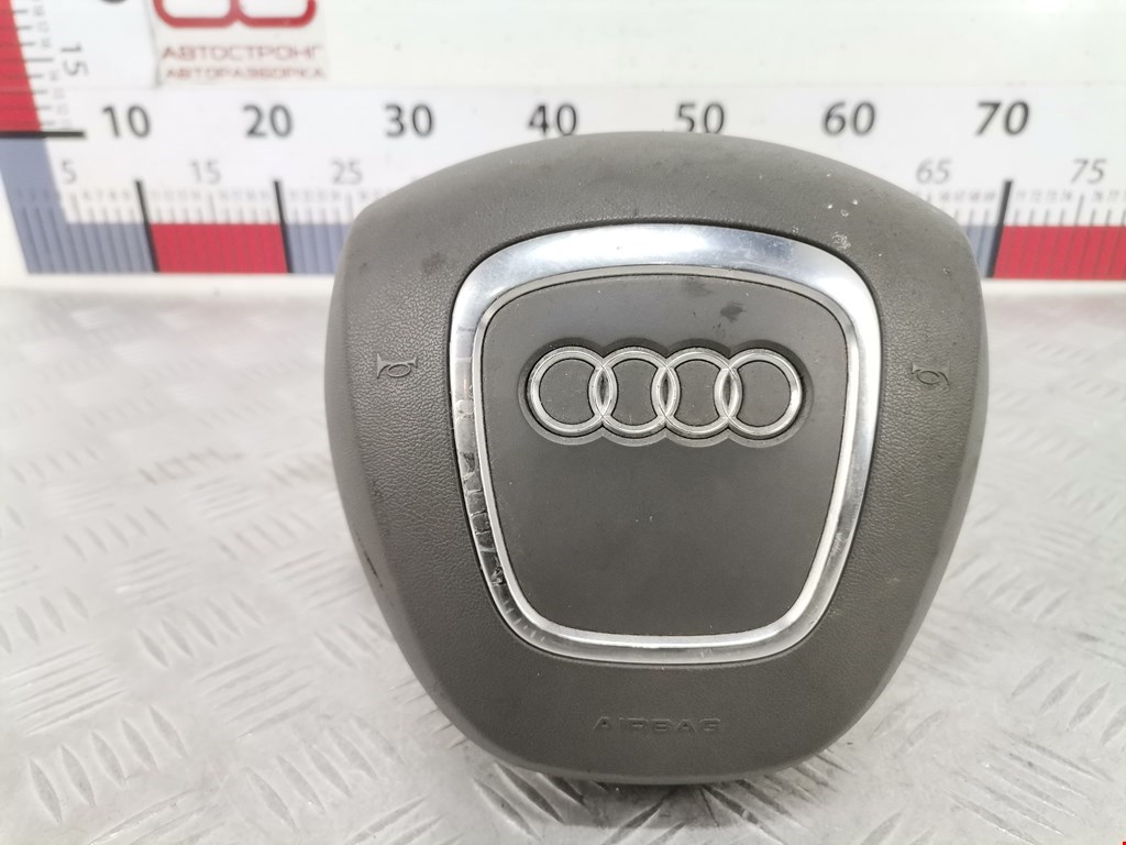 Подушка безопасности в рулевое колесо AUDI A4 B7 2004-2007