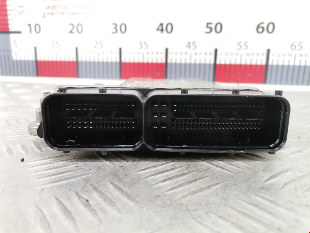 Блок управления двигателя (ЭБУ) AUDI A4 B7 2004-2007