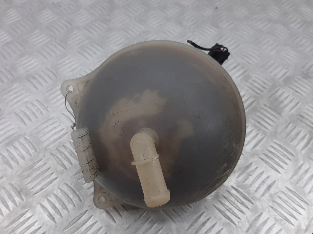 Бачок расширительный VOLKSWAGEN Golf III 1991-1997