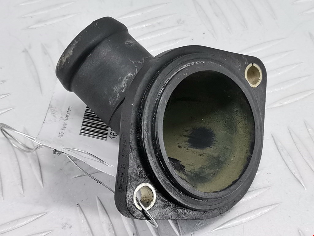 Корпус термостата VOLKSWAGEN Passat B5 1997-2005