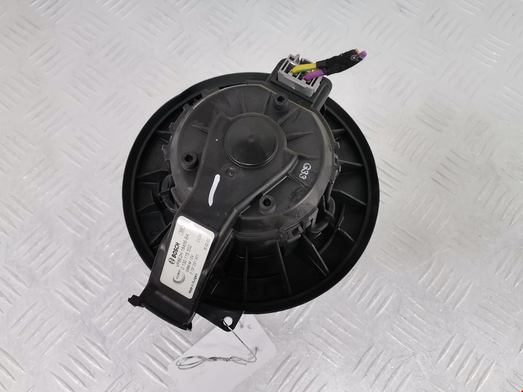 Моторчик (мотор) отопителя салона FORD Fiesta 2008-2012