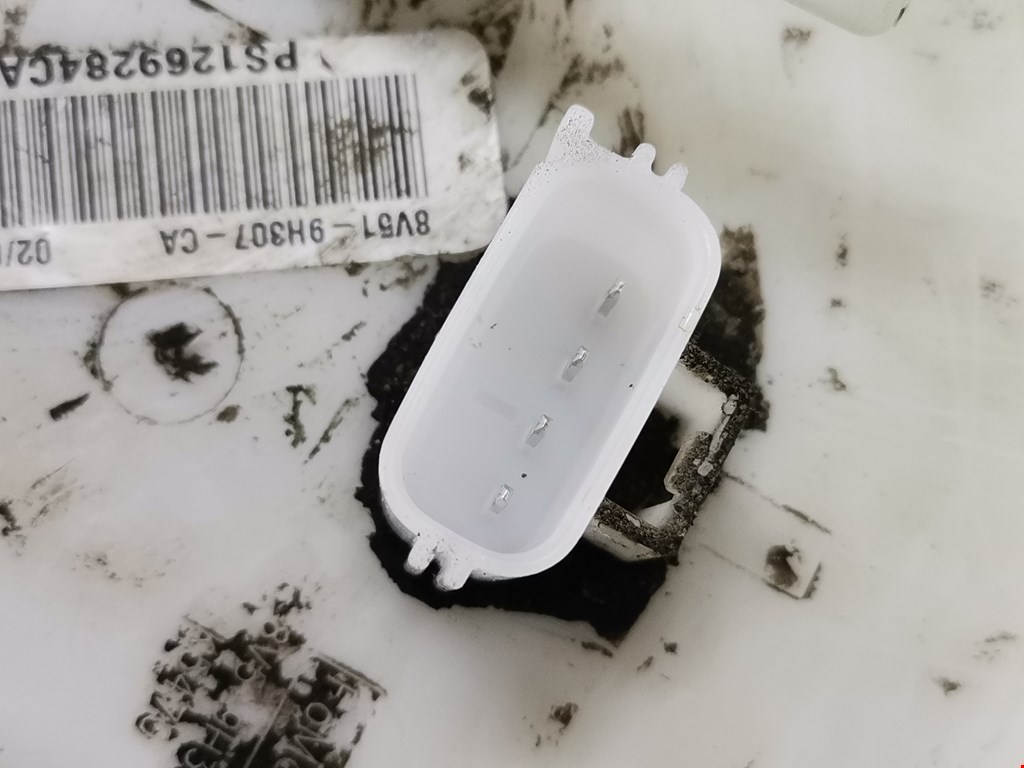 Насос топливный (электрический) FORD Fiesta 2008-2012