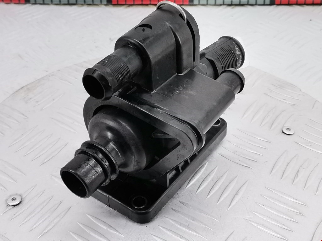 Корпус термостата VOLVO C30 2006-2013