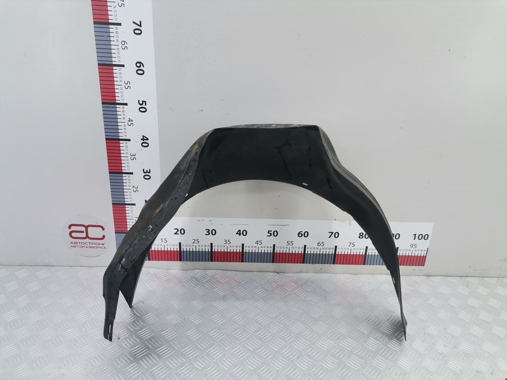 Локер (подкрылок) передний правый VOLKSWAGEN Passat B3 1988-1993