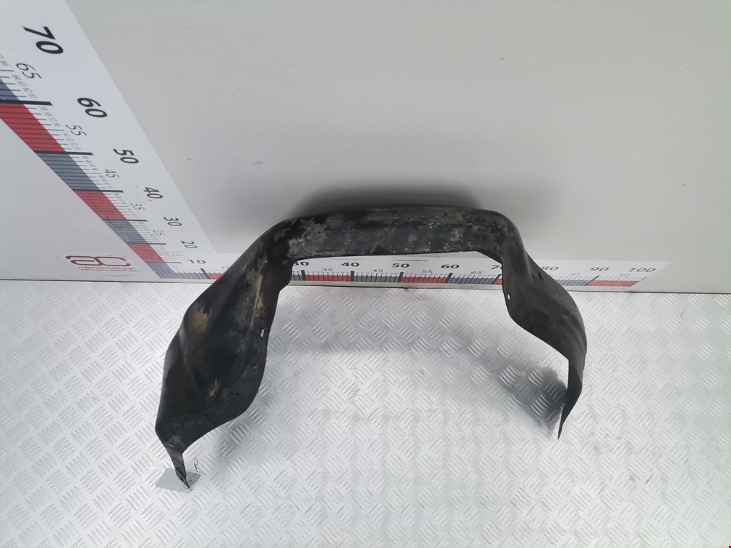 Локер (подкрылок) передний правый VOLKSWAGEN Passat B3 1988-1993