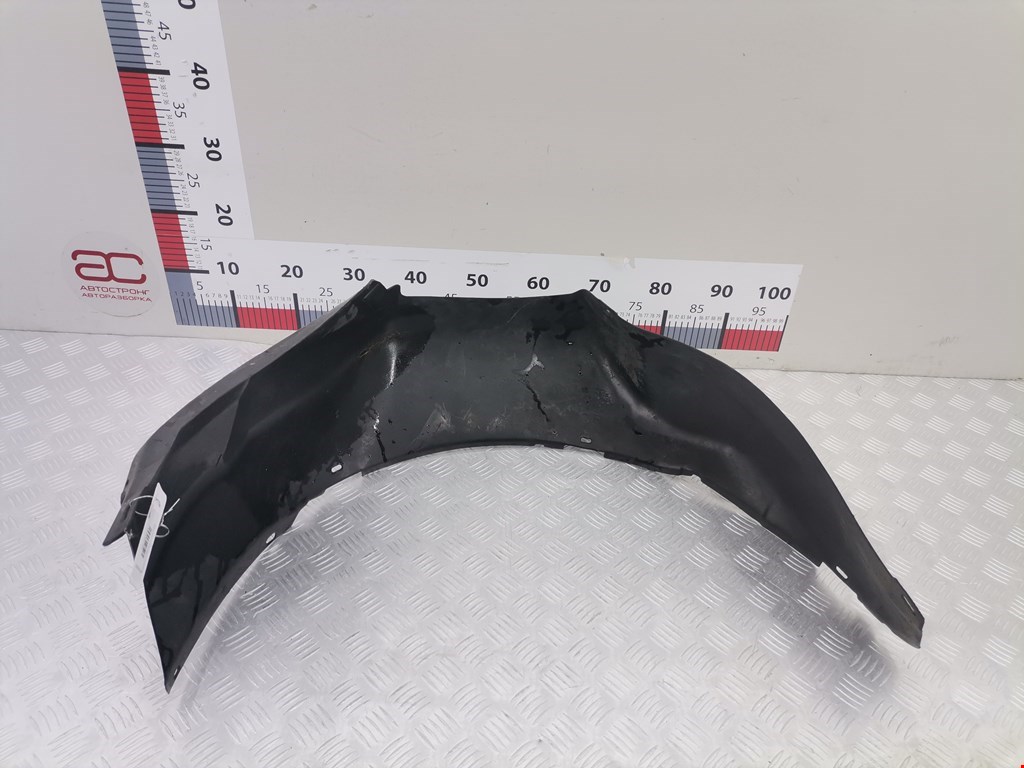 Локер (подкрылок) передний правый VOLKSWAGEN Passat B3 1988-1993