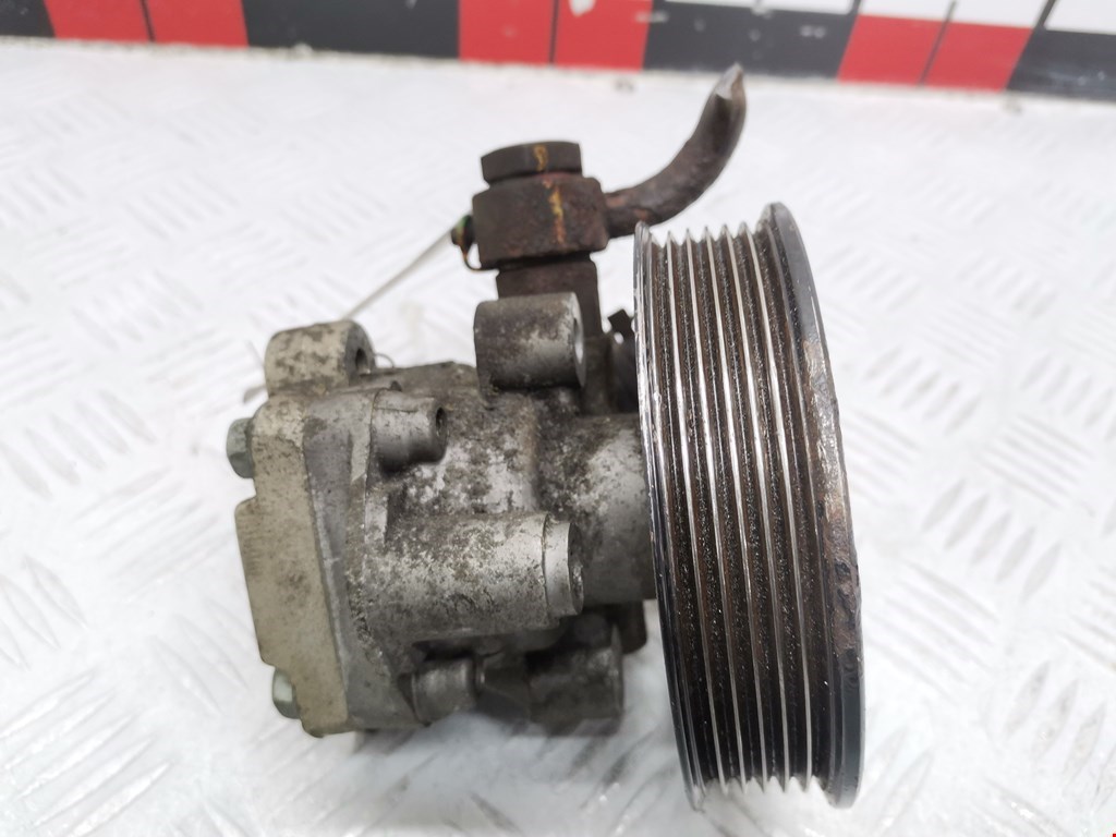 Насос гидроусилителя руля (ГУР) KIA Sportage II 2004-2010