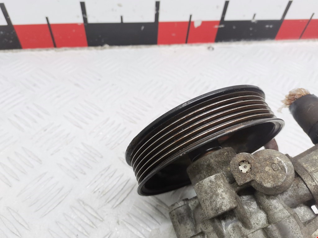 Насос гидроусилителя руля (ГУР) KIA Sportage II 2004-2010