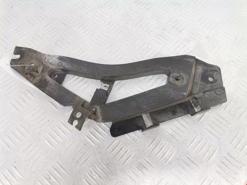 Кронштейн заднего бампера левый правый BMW 7er 7 серия E65/E66 2001-2008