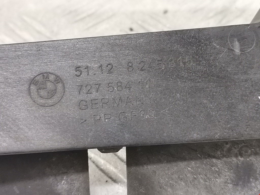 Кронштейн заднего бампера левый правый BMW 7er 7 серия E65/E66 2001-2008