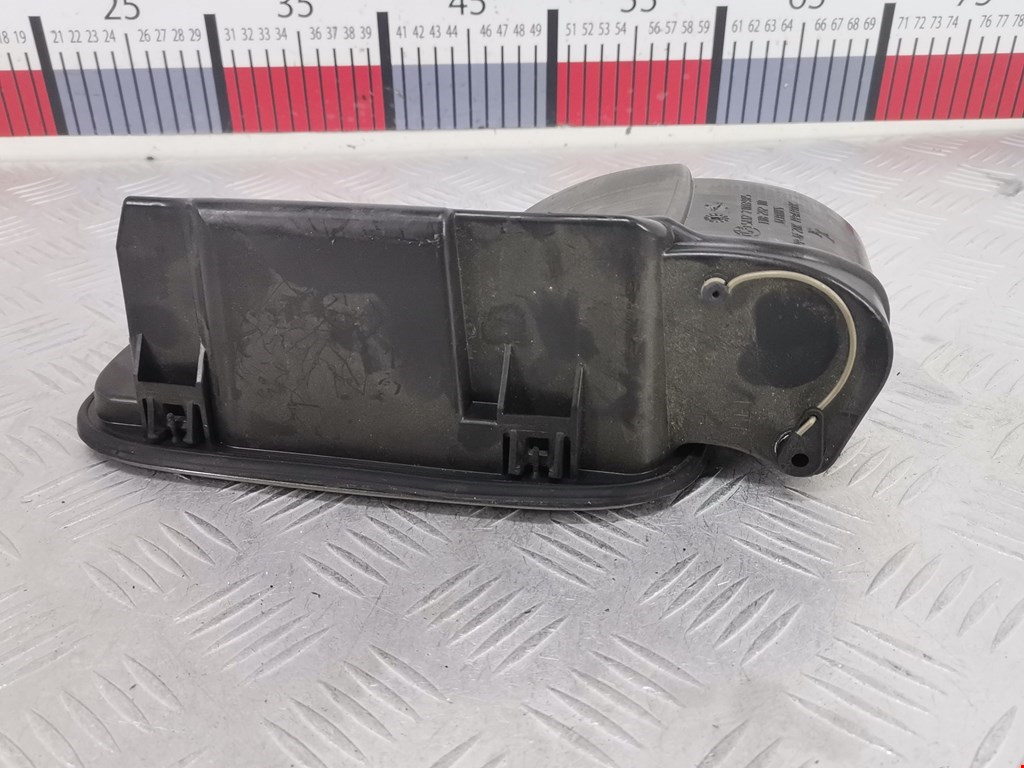 Лючок бензобака BMW 7er 7 серия E65/E66 2001-2008