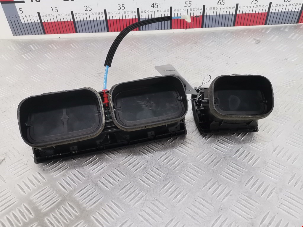 Дефлектор воздушный BMW X5 E53 1999-2006