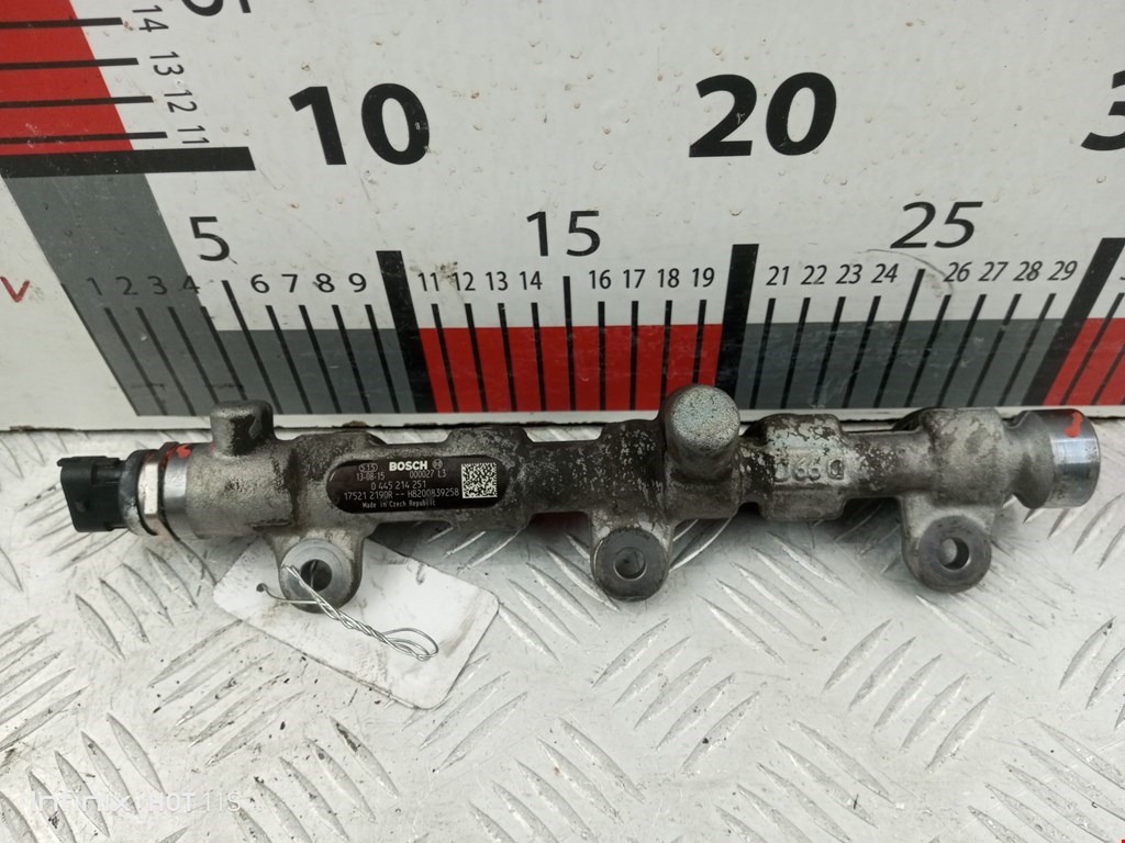 Датчик давления топлива NISSAN Primastar 2001-2014