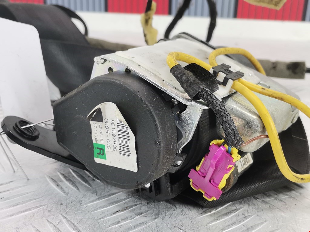 Ремень безопасности передний правый VOLKSWAGEN Phaeton 2002-2016