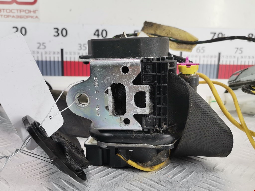 Ремень безопасности передний правый VOLKSWAGEN Phaeton 2002-2016