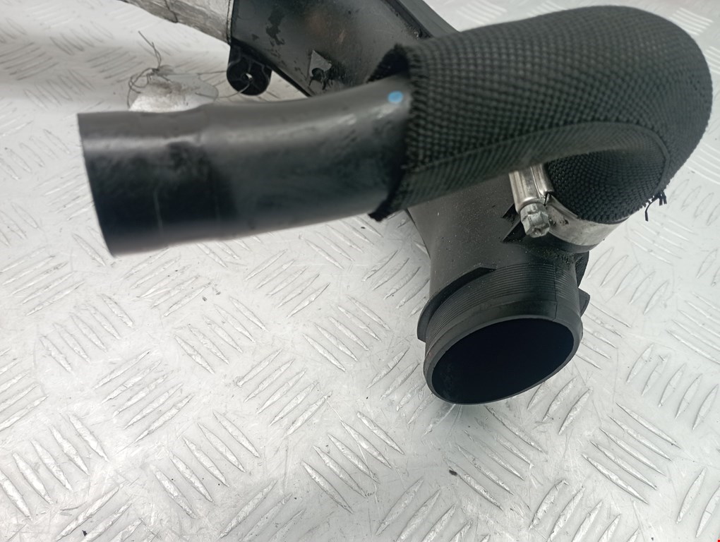 Патрубок воздушного фильтра CITROEN Xsara 1997-2000