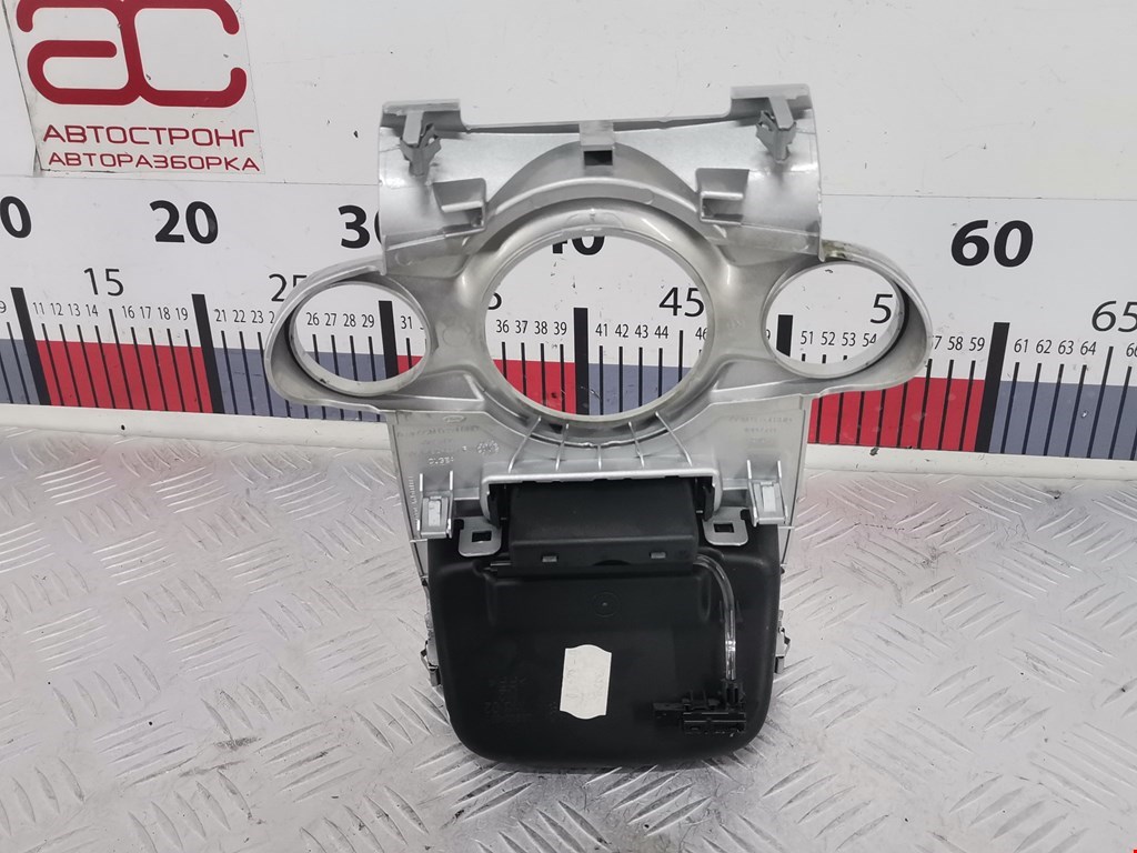 Накладка декоративная FORD Fiesta 2008-2012