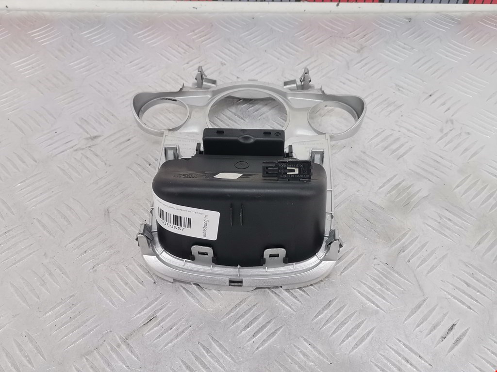 Накладка декоративная FORD Fiesta 2008-2012