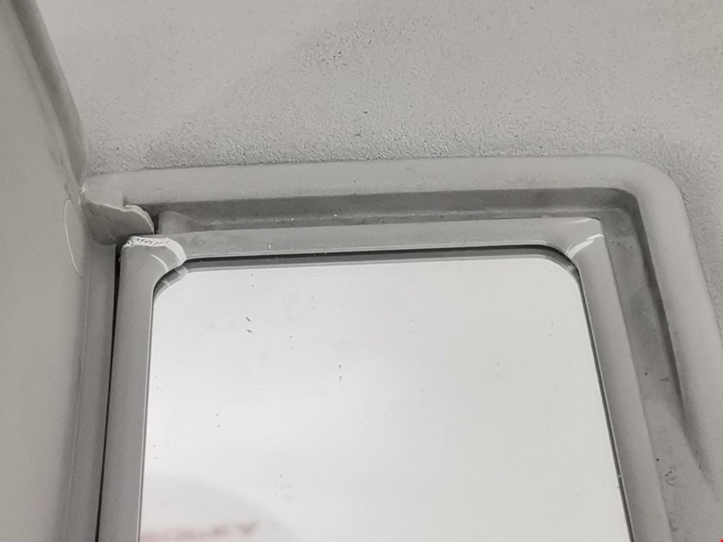 Козырек солнцезащитный FORD Fiesta 2008-2012