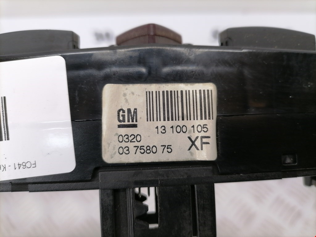 Кнопка аварийной сигнализации (аварийки) OPEL Zafira B 2005-2012