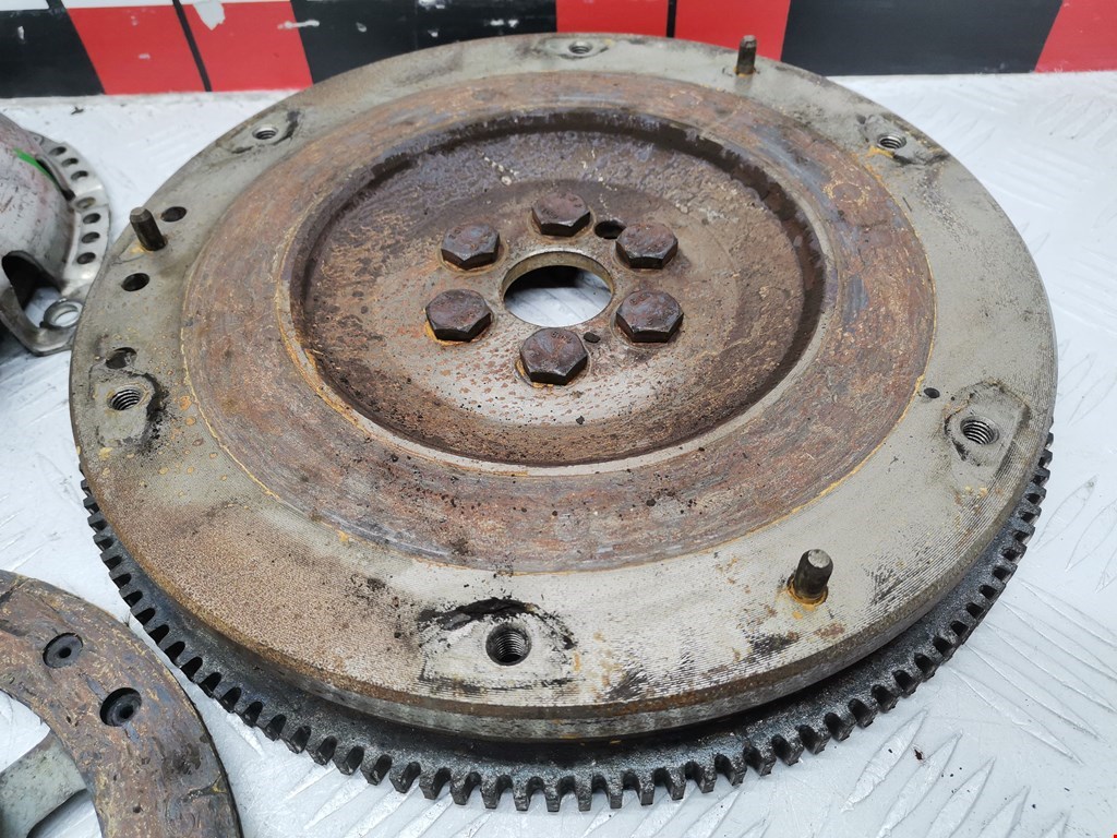 Маховик (демпфер сцепления) FORD Focus I 1998-2005