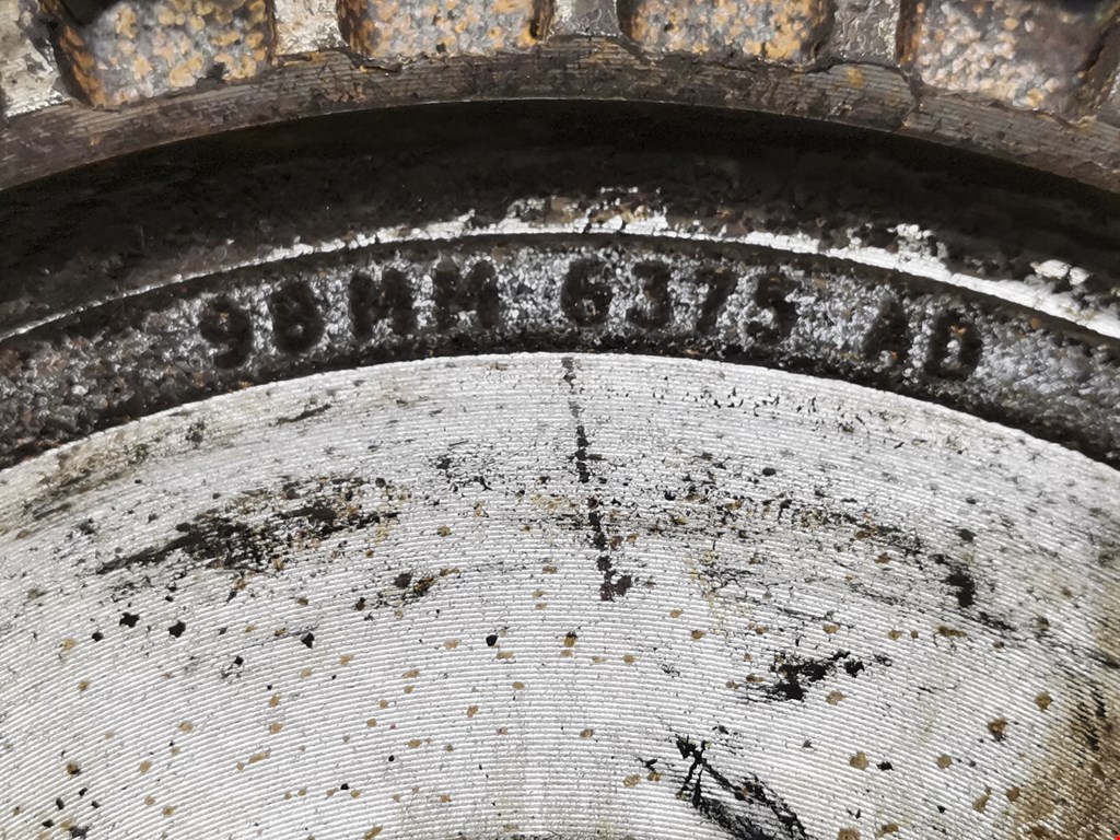 Маховик (демпфер сцепления) FORD Focus I 1998-2005