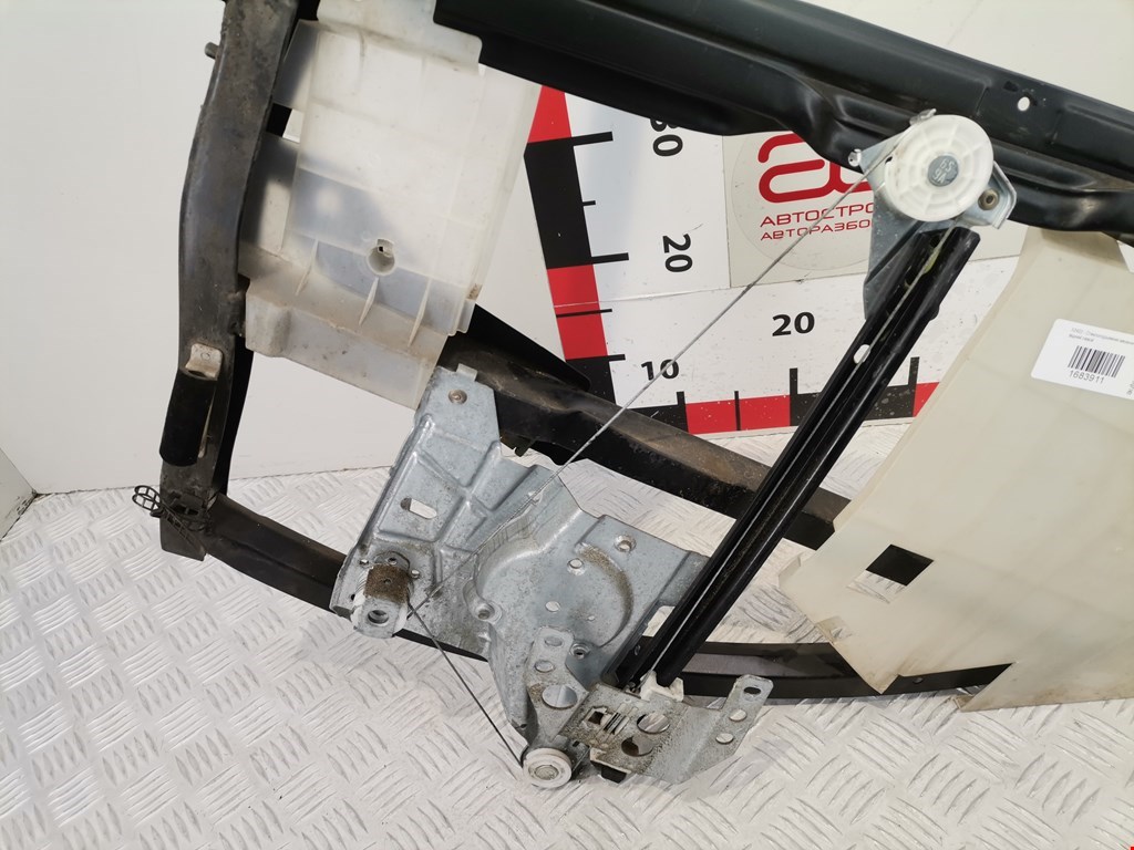 Стеклоподъемник задний левый AUDI A4 B5 1995-2001