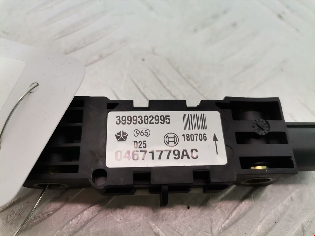 Датчик AIR BAG (подушек безопасности) JEEP Commander 2005-2010