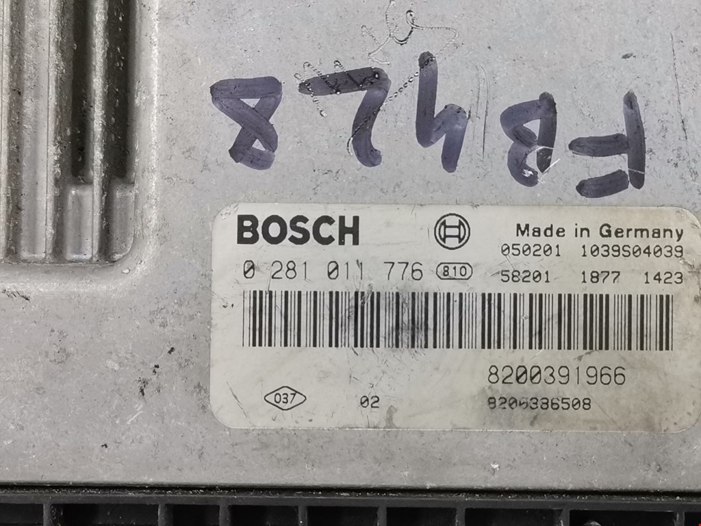 Блок управления двигателя (ЭБУ) RENAULT Megane II 2002-2009