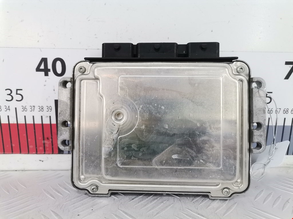 Блок управления двигателя (ЭБУ) RENAULT Megane II 2002-2009