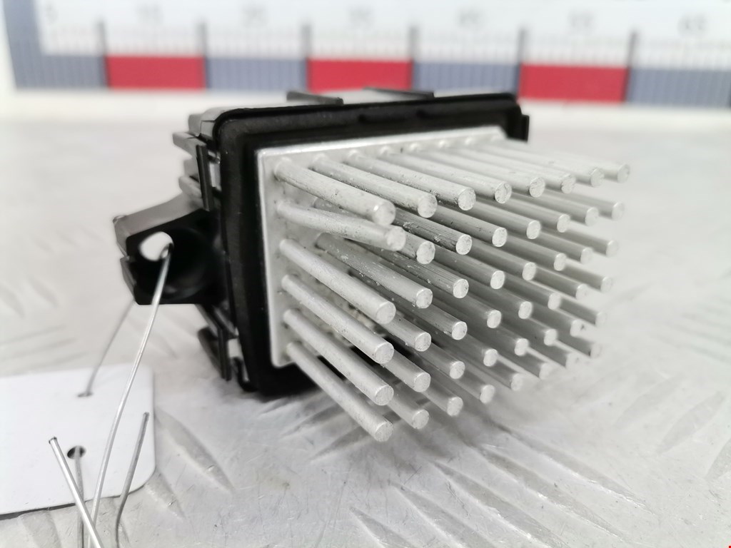 Резистор отопителя (сопротивление печки) OPEL Astra J 2009-2017