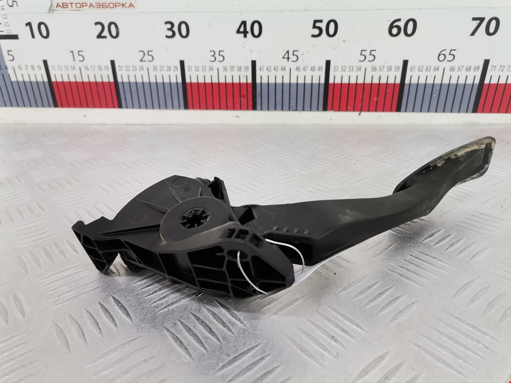 Педаль газа OPEL Astra J 2009-2017