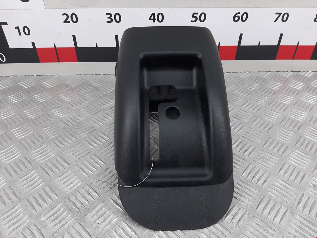 Кожух рулевой колонки TOYOTA Prius II XW20 2003-2012