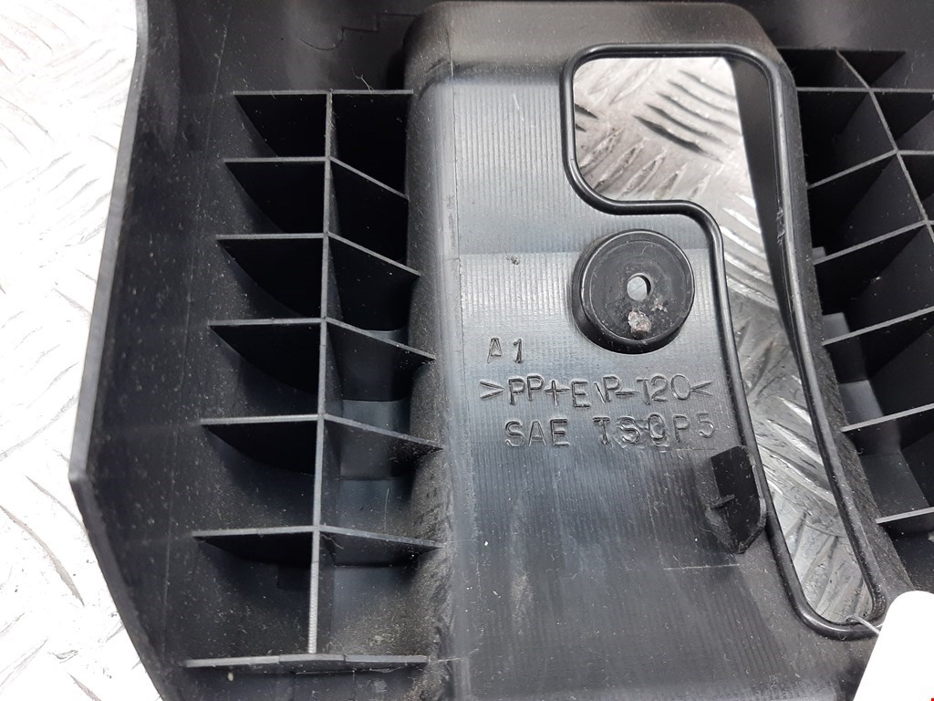 Кожух рулевой колонки TOYOTA Prius II XW20 2003-2012