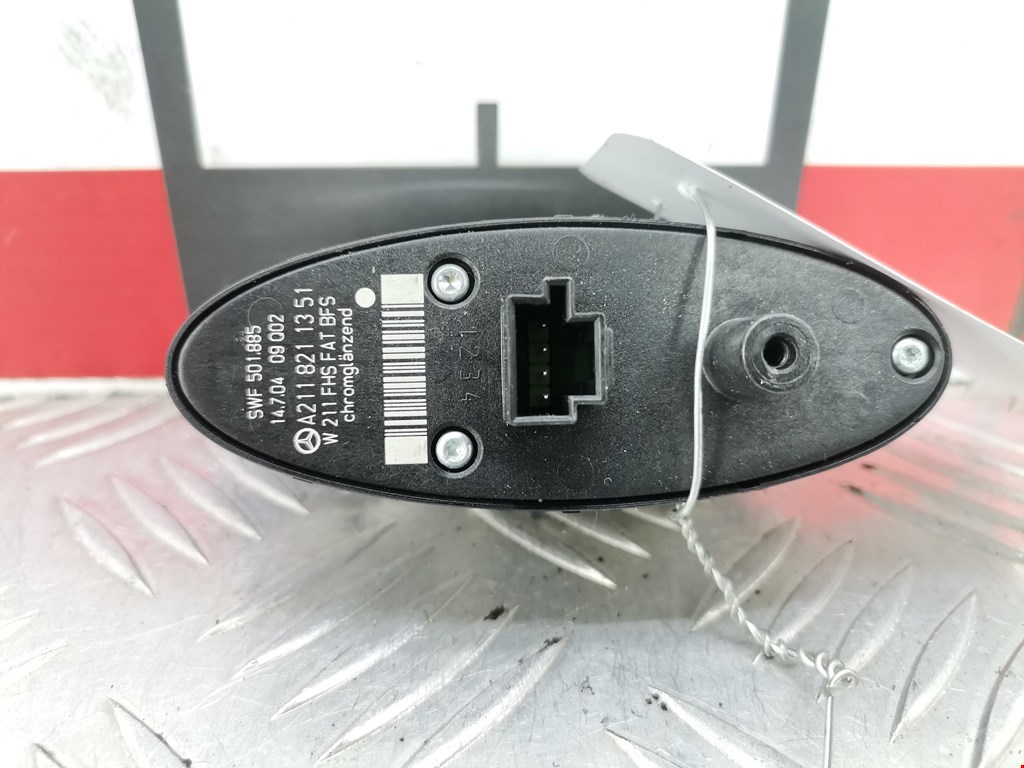 Кнопка стеклоподъемника MERCEDES-BENZ E-Class W211, S211 2002-2009