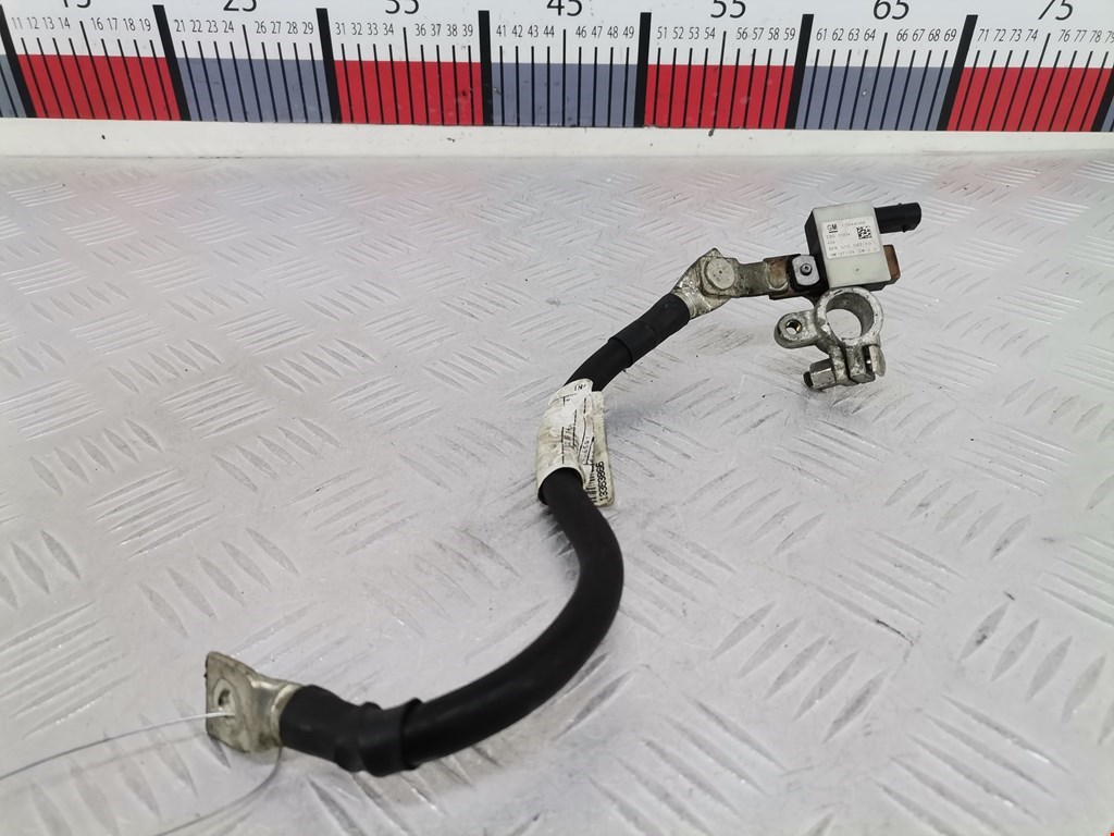 Клемма аккумулятора (плюс) + OPEL Astra J 2009-2017