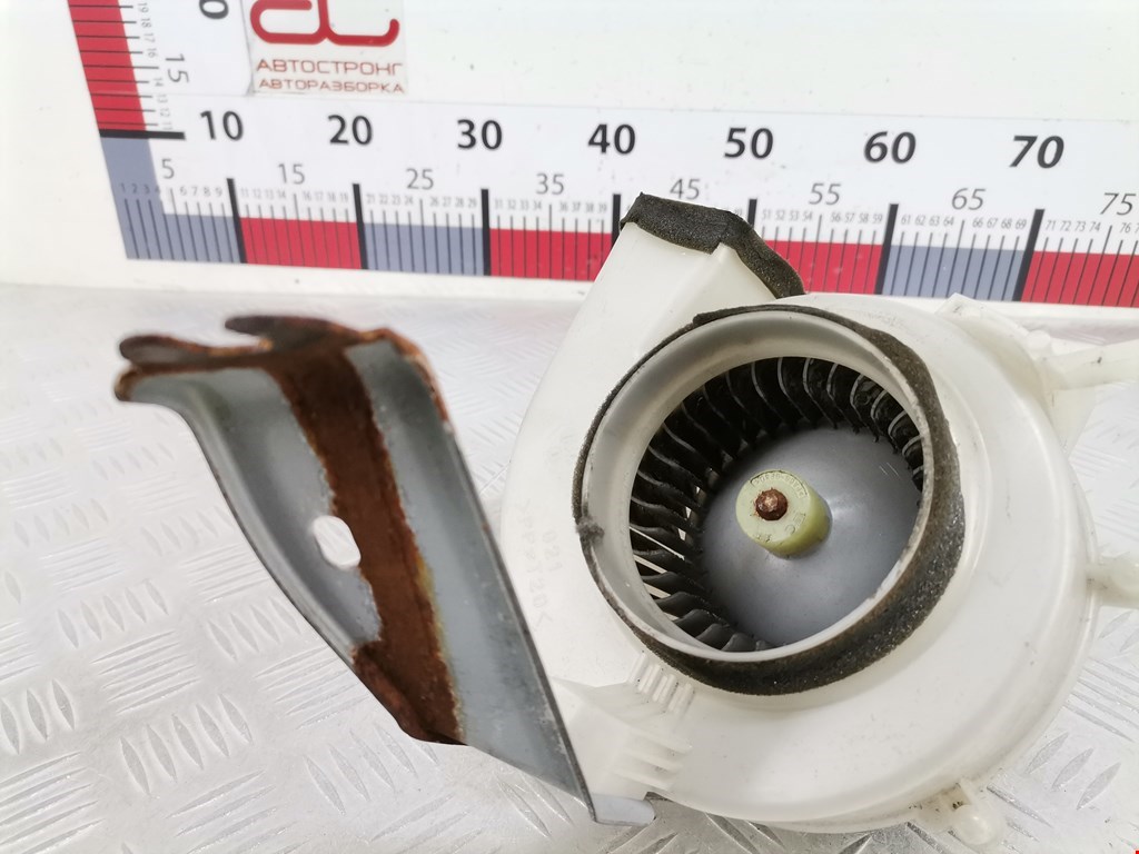 Моторчик (мотор) отопителя салона TOYOTA Prius II XW20 2003-2012