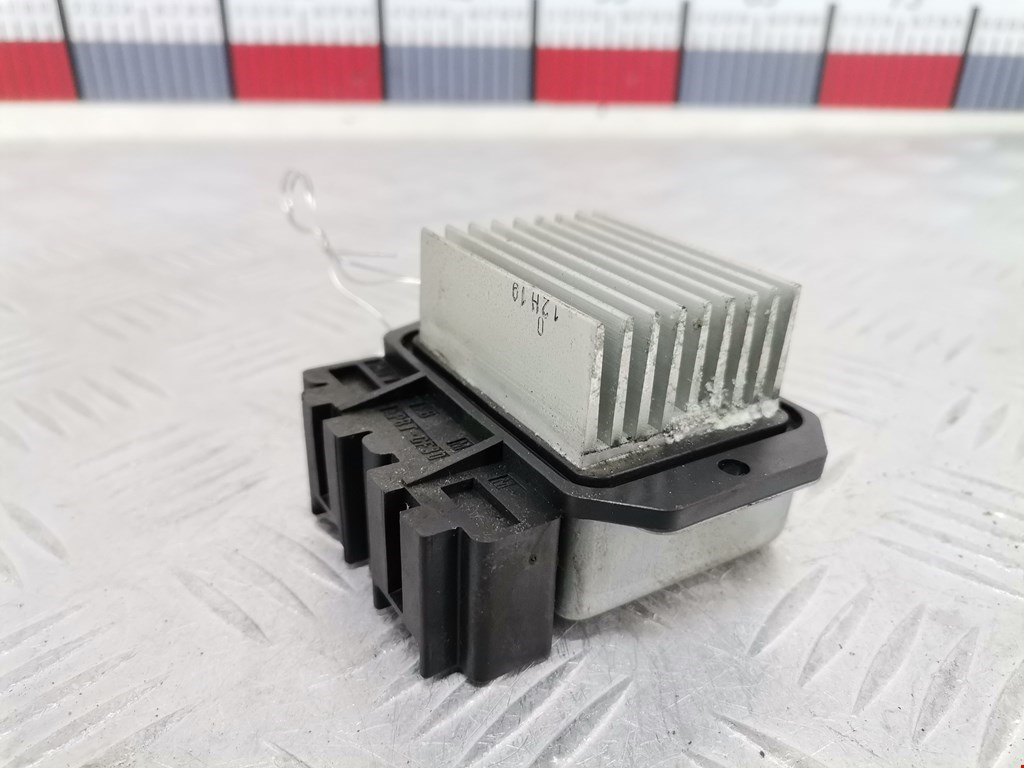 Резистор отопителя (сопротивление печки) TOYOTA Prius II XW20 2003-2012
