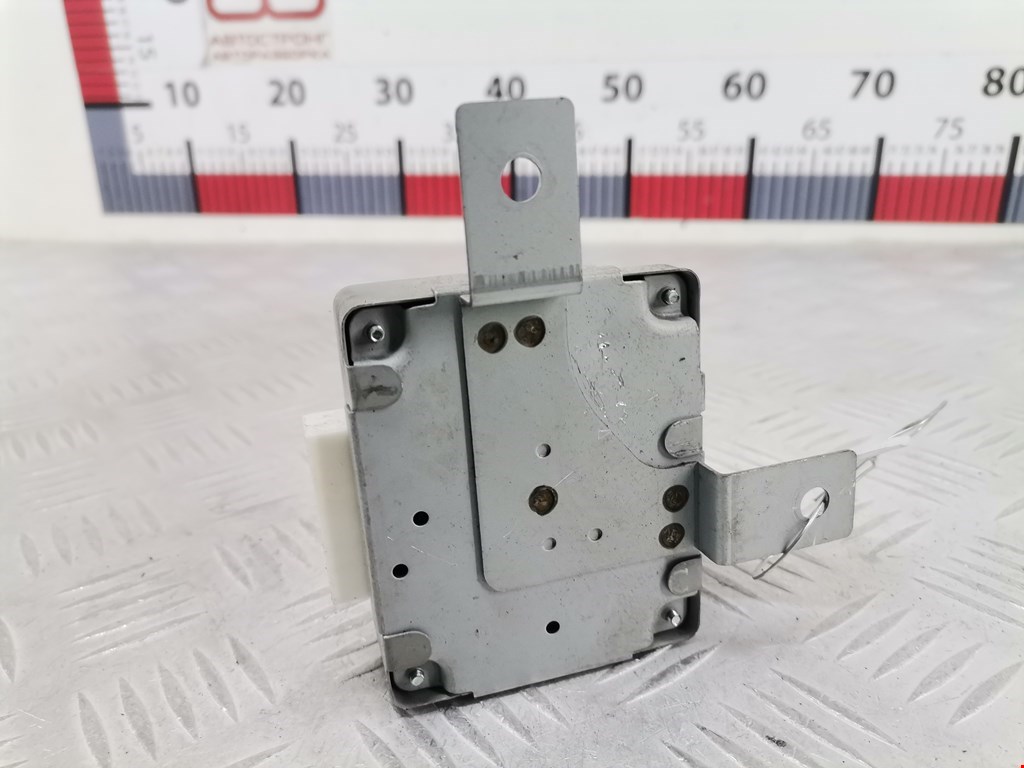 Блок управления парктрониками HYUNDAI Santa Fe CM 2005-2012