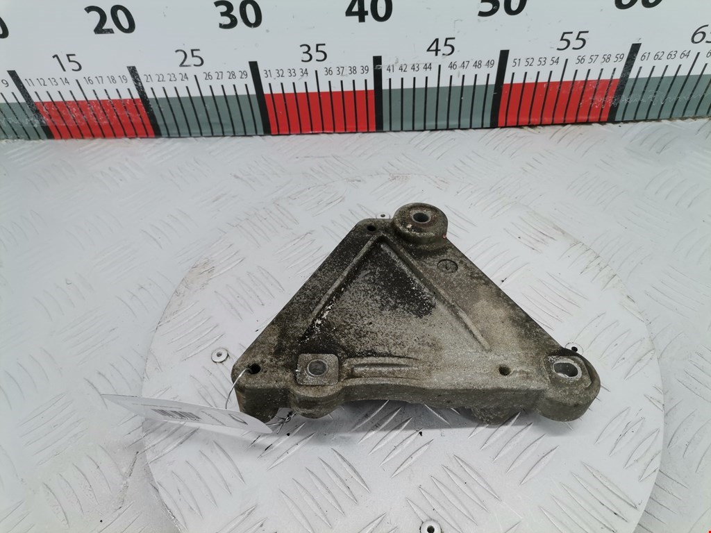 Кронштейн кондиционера OPEL Zafira C 2012-2019