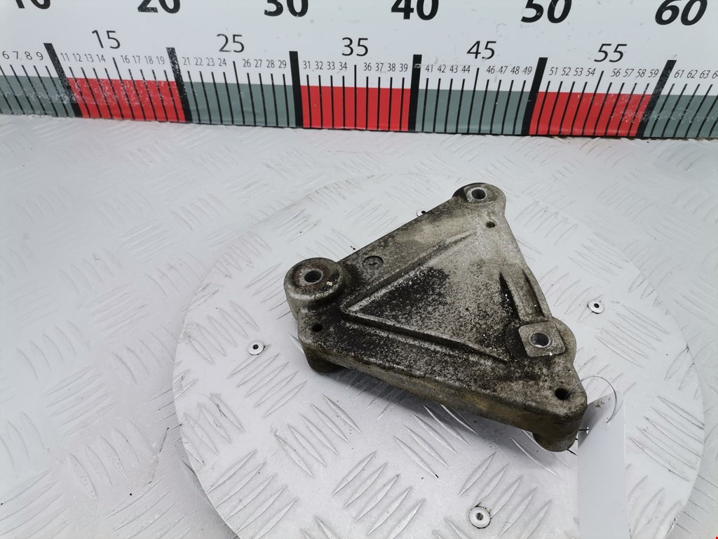 Кронштейн кондиционера OPEL Zafira C 2012-2019