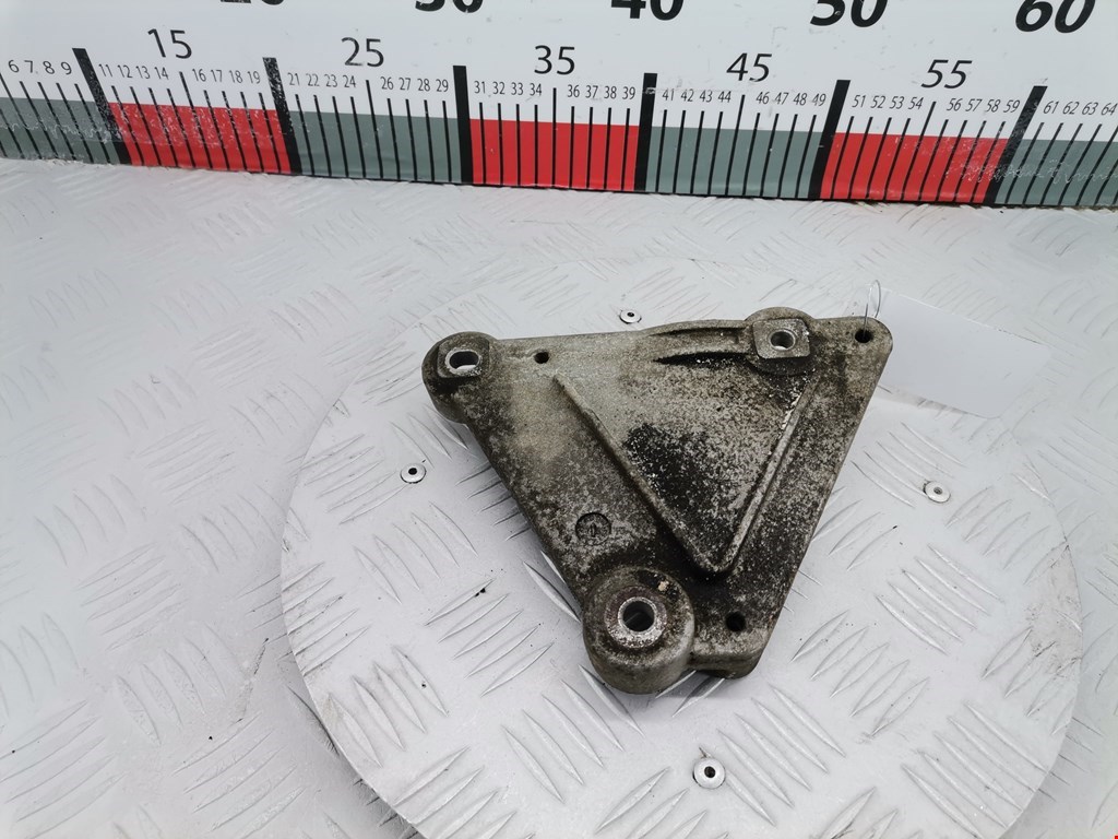 Кронштейн кондиционера OPEL Zafira C 2012-2019