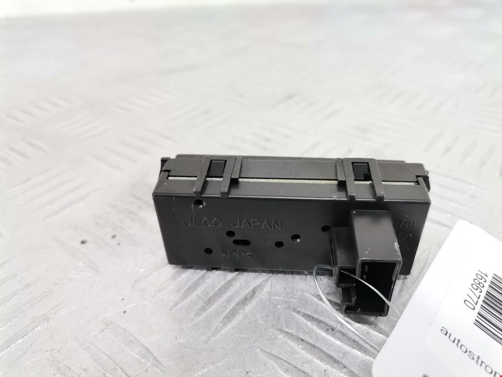 Часы TOYOTA Prius II XW20 2003-2012