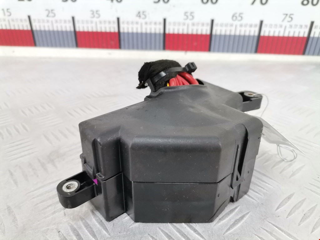 Датчик уровня в бачок омывателя AUDI A3 8P 2003-2013