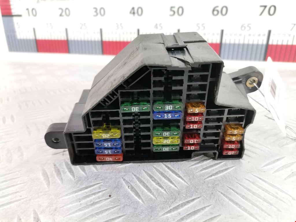 Датчик уровня в бачок омывателя AUDI A3 8P 2003-2013